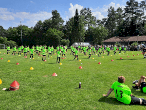 WIESENHOF-Fußballschule mit Bernd Voss 2021