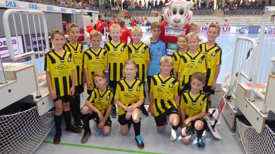 E2-Jugend als Einlaufkinder bei der HSG Nordhorn-Lingen